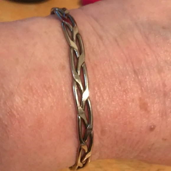 Braided silver tone cuff bracelet - Picture 5 of 7